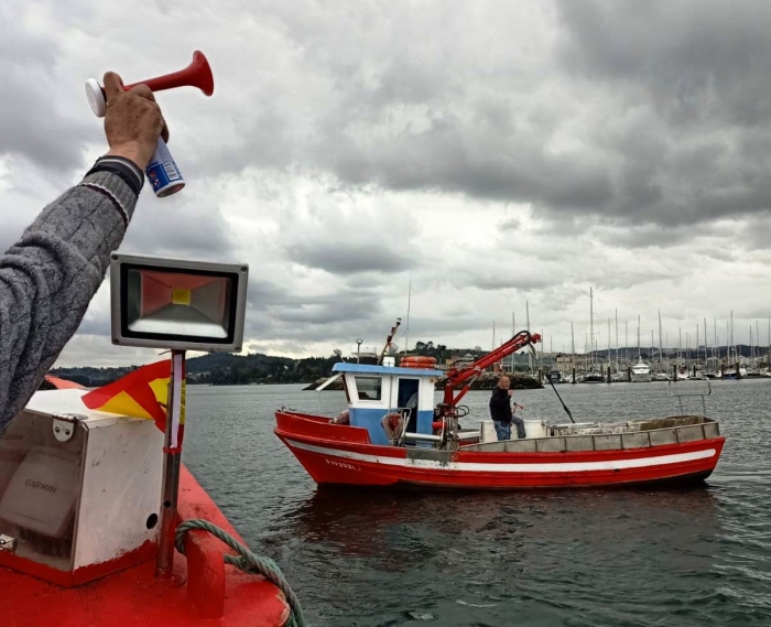Apoio unnime en Sada s cofradas de pescadores galegas 