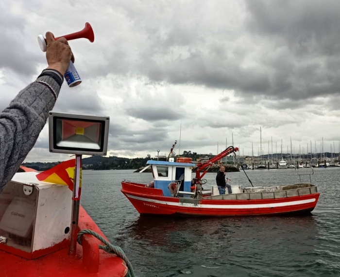 Apoyo unnime en Sada a las cofradas de pescadores gallegas 