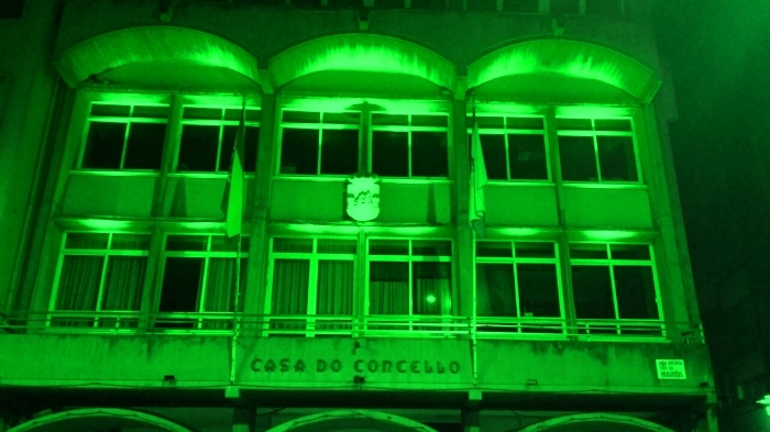 El edificio del Concello de Sada se iluminar esta noche de verde por la ELA