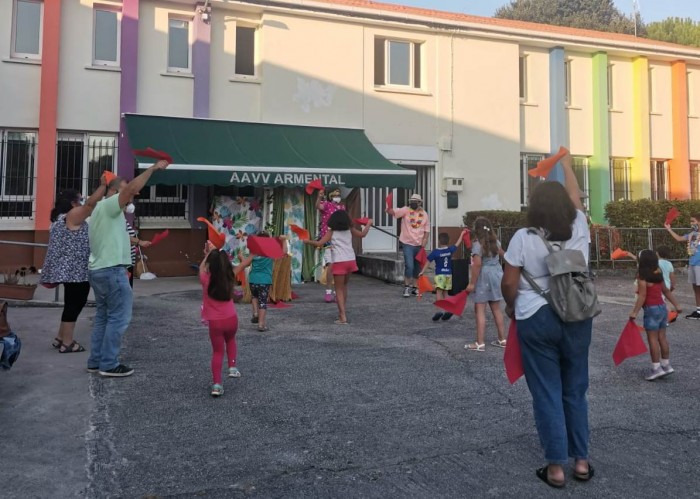 Un contacontos-obradoiro en Meirs pon fin as actividades nas parroquias 