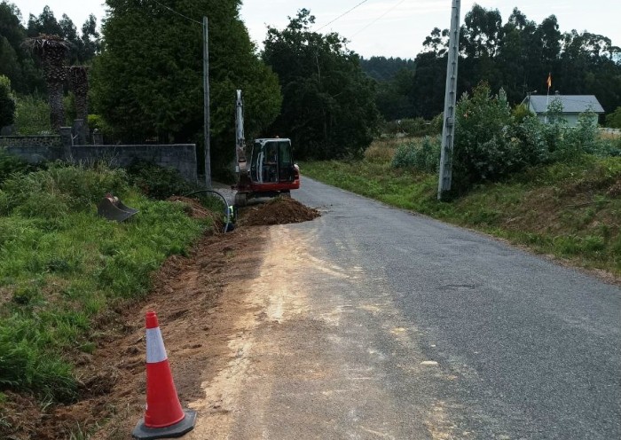 SADA REMATA AS OBRAS DE AMPLIACIN DO ABASTECEMENTO DE AUGA NOS LUGARES DE AMEXEIRAL E LCERE.