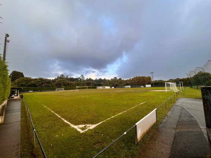 SADA CONSTRUIR UN CAMPO DE FTBOL DE CSPEDE ARTIFICIAL NO RECINTO DEPORTIVO MUNICIPAL DE A GRELA EN CARNOEDO