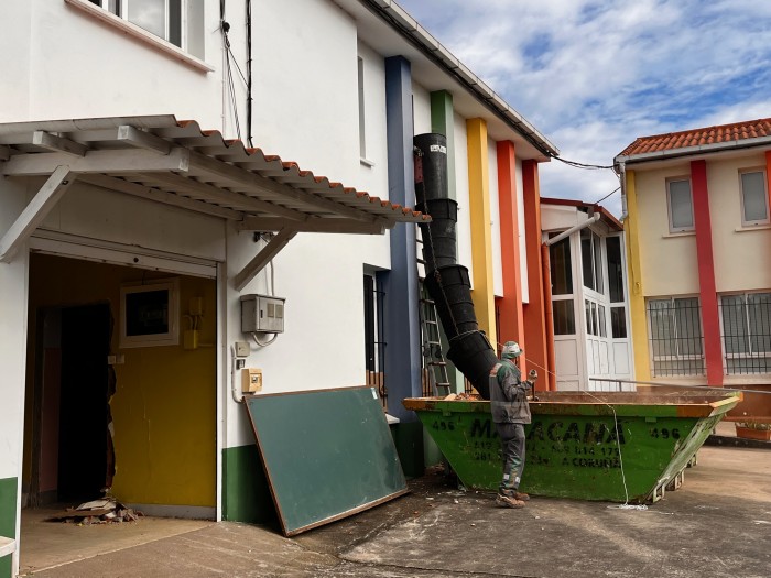 As obras na antiga escola de Carnoedo encaran a sa recta final