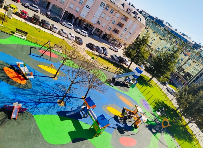 Sada abre el parque infantil de As Braas despus de una reforma que ampli el espacio en 300m2.