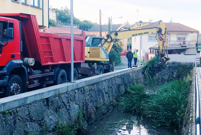 Sada comeza a limpeza do tramo urbano do Río Maior