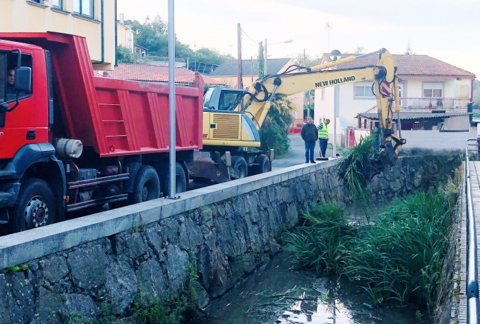 Sada comeza a limpeza do tramo urbano do Ro Maior