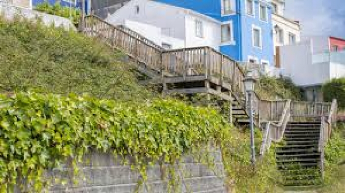 Sada contrata el arreglo de las escaleras de Fontn
